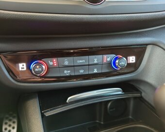 Opel Insignia ST 2.0 CDTi 128KW S Ultimate - 18