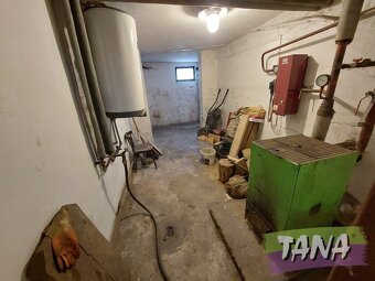 Krajový řadový rodinný dům v obci Herálec v blízkosti měst H - 18