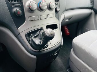 Hyundai H1 2.5 CRDi 125KW MANUÁL SERVISKA TAŽNÉ 2300KG - 18