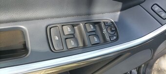Volvo Xc60 D4 140kw FWD manuál - 18