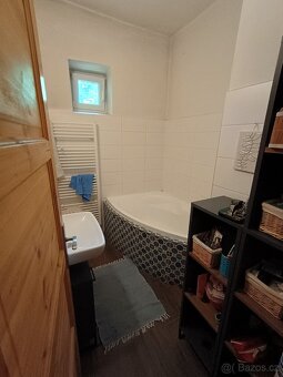 Prodáme rodinný dům v Loučkách u Lukavice - 18