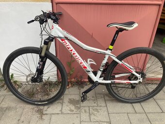 Dvě horská kola MAXBIKE – pánské a dámské, Shimano výbava - 18