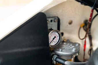 Porsche 911 T/E 2.4 z roku 1973 - 18