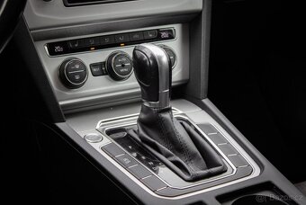 Volkswagen Passat Variant 2.0 TDI - 18