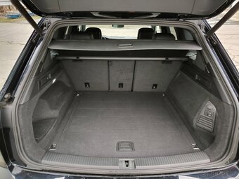 VW Touareg 3,0TDi 4x4 VZDUCH,  KŮŽE, Tažné , r.v.12/2020 DPH - 18