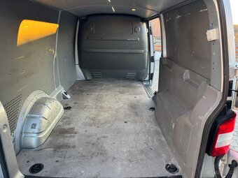 Volkswagen Transporter 2,0 TDi 132kW DSG LONG 2013 - 18