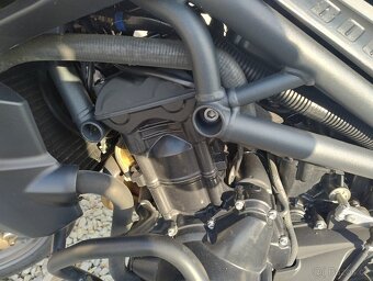Triumph Tiger 800cx - 18