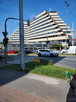 Pronájem bytu 2+kk s balkónem - 18