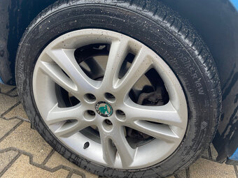 Škoda Roomster 1.4 TDI PD SPORT KLIMATIZACE - 18