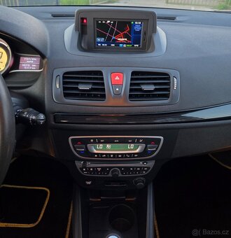 Renault Megane 1.6 16V 74KW/101PS R.V.11/2009 - 18