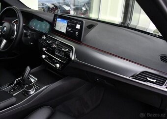 BMW Řada 5 530d xD M-SPORT LASER 2xPNEU - 18