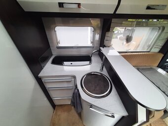 integrovaný automobil BURSTNER 745i – ELEGANCE - 18
