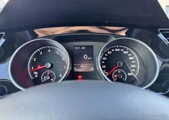 Volkswagen Touran 1,4 TSI SOUND TAŽNÉ PANORAMA benzín - 18