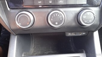 ŠKODA OCTAVIA 3 1,4TSi+CNG 81kw,rv10/2014,ČR,KLIMA,DPH - 18