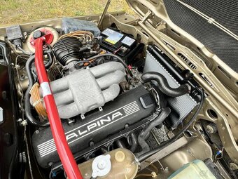 BMW 323i E21 Alpina C1 2.3 – plně zrestaurovaný klenot - 18