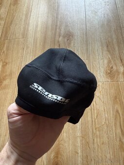 Prodám lyžařskou / snowboard helmu - GIRO - 18