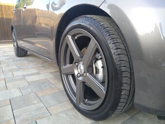 Honda Jazz 1.4 VTec rok.2012 - 18