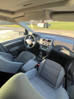 Turan 2.0 tdi - 18