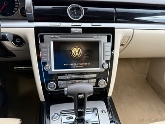 VW Phaeton 3.0TDI 2012 Renovace Celolak CarPlay Dověry Masáž - 18