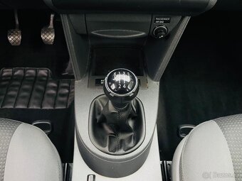 Volkswagen Caddy 1.6i 75KW MANUÁL TAŽNÉ PĚKNÝ STAV - 18