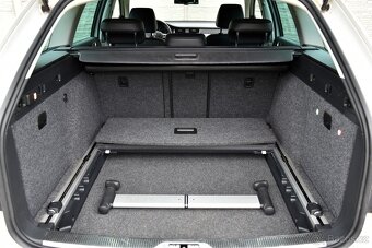 Škoda Superb II 2.0 TDi CR 125 kW 4X4 DSG6 ELEGANCE,FACE,1.M - 18