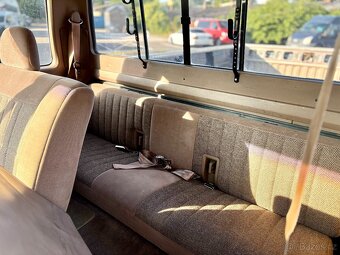 1992 Ford F250 XLT | 4x4 | MANUÁL | 5.8 V8 | DPH - 18