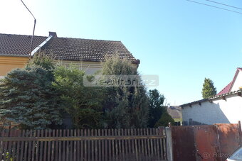 Prodej útulného rodinného domku se zahradou ve Staňkově - 18