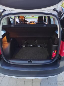 Škoda Yeti 1.6 TDI 2011 - 18