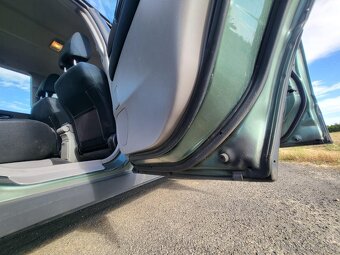 Subaru Forester SG 116Kw Manuál ČR - 18