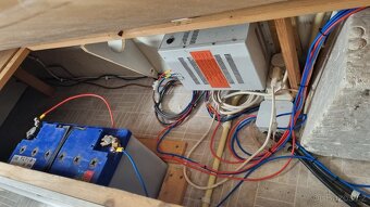 CHATEAU CHIARA 400-STAN-SOLAR+BATERIE-657 kg - 18