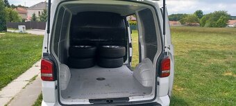 Volkswagen Transporter T5 - 18