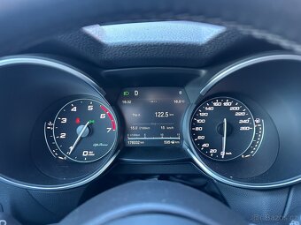 Alfa Romeo Stelvio 2.0T SUPER Q4 280cv - 18