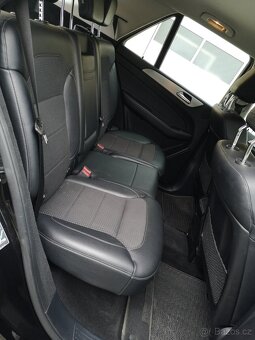 MERCEDES GLE 250D 4X4 NOVÉ V ČR/1.MAJITEL/PLNÝ SERVIS/2017 - 18