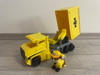 Tlapková patrola - 18