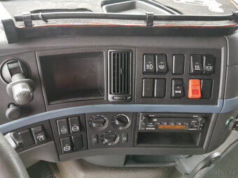 Prodám tahač návěsů VOLVO FH 13 480 42T EURO 5 - 18