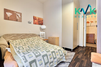 Prodej bytu 4+kk po rekonstrukci, balkon, 109 m², Karlovy Va - 18