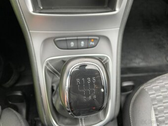 Opel Astra 1.5Cdti 1.MAJITEL ČR DPH LED - 18