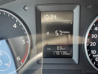 VW Touran  1.6 TDI TREND 7 Míst, nové rozvody - 18