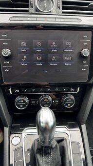 VW Arteon R-line 2,0TDI 140kW 4Motion DSG - 18