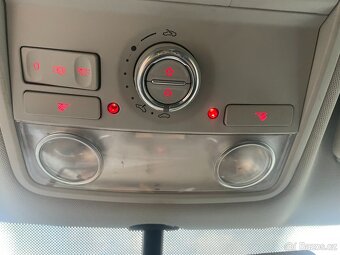 Volkswagen Tiguan 2.0TDi 4x4 kamera ROZVODY PANORAMA - 18