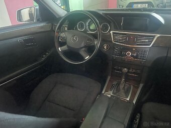 MB E 220CDi combi 2011 Aut. slušný stav a km. Elegance - 18