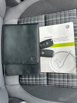 VW Touran Cross 2.0 TDI DSG, Panorama, TZ, Serviska - 18