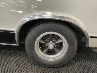 Chevrolet El Camino - 18