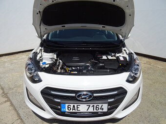 Hyundai i30 1.6GDi,99kW,1majČR,S.kniha,67tkm,klima,ALU - 18