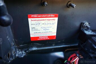 TOYOTA LAND CRUISER 120 LUX 8 MÍST NOVÉ CZ - 18