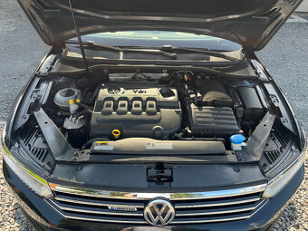 VOLKSWAGEN PASSAT 2,0 TDi 110 Kw COMF.PANO.TAŽNÉ - 18