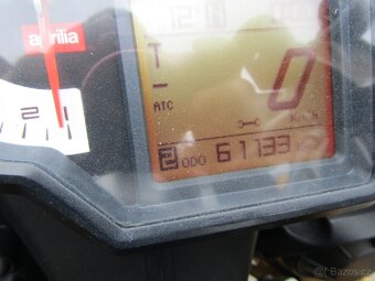 Aprilia Tuono V4 - 18