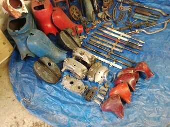 Díly Pionýr, jako celek nebo po kusech - 18