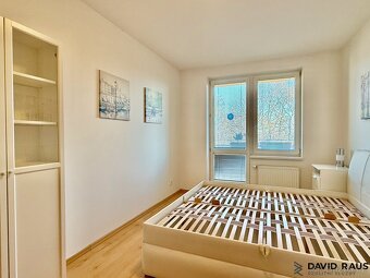Prodej bytu 3+kk se dvěma balkony ( 116 m2 ), ul. Přízřenick - 18