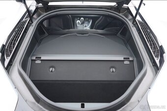 BMW i8 2019 1. majitel - 18